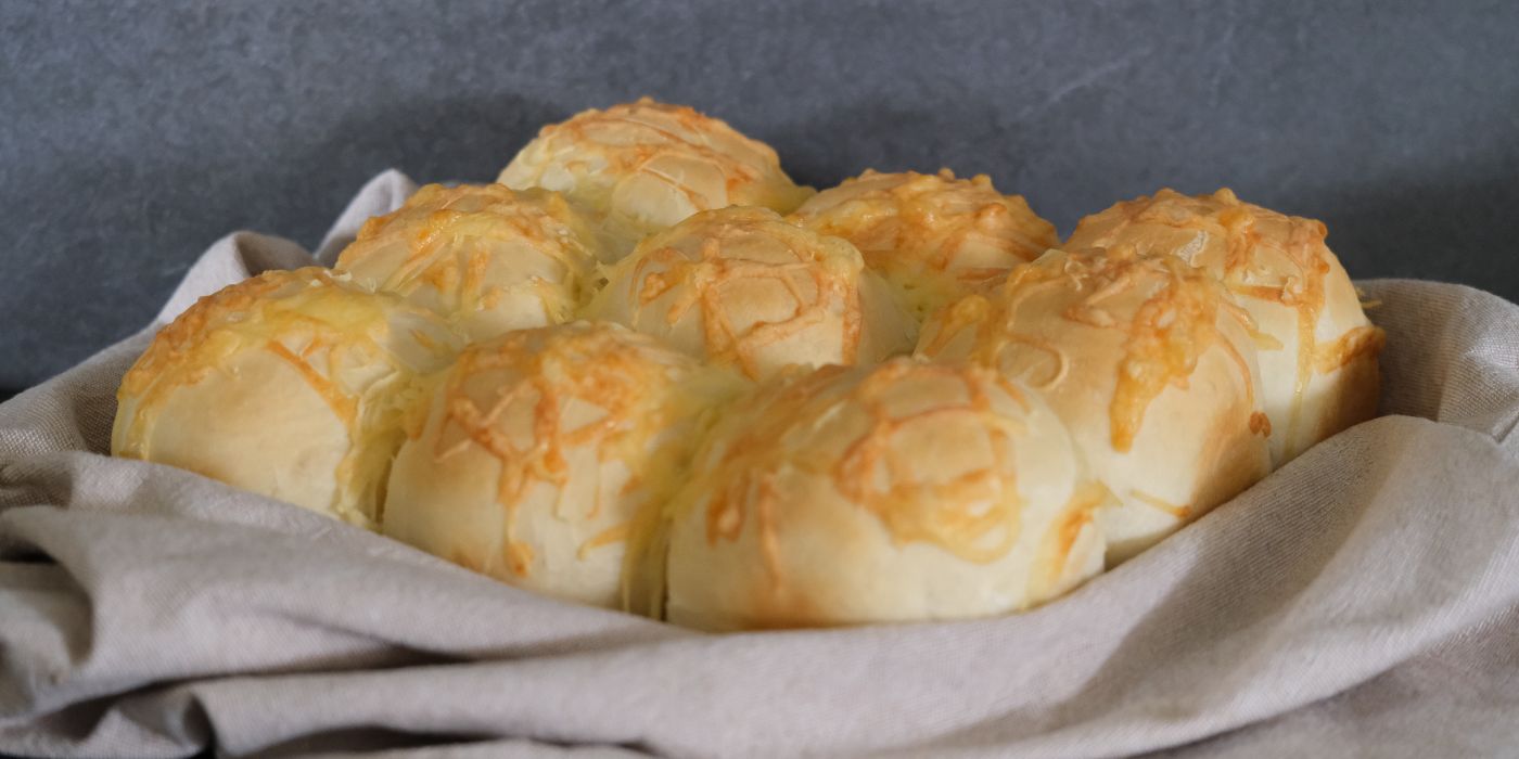 Slane buhtlje s sirom - recept