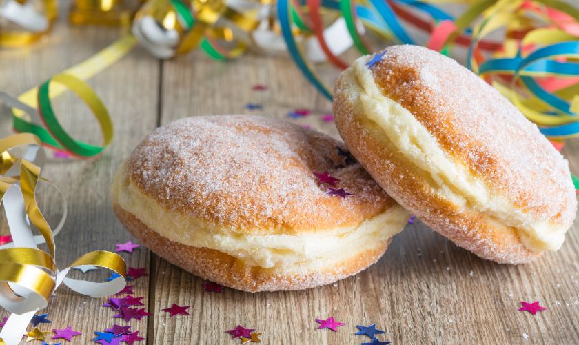 Pustni krofi osnovne sestavine za popoln recept