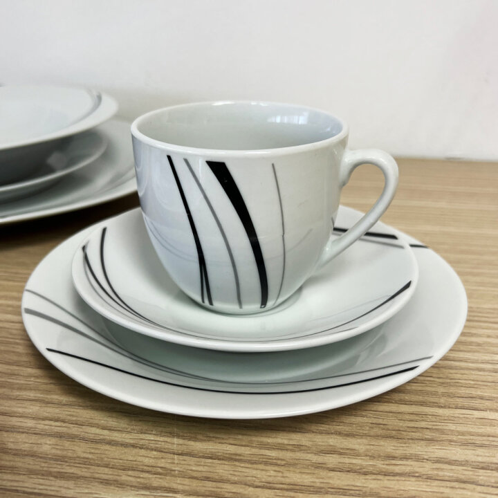 JEDILNI SERVIS 30/1 S SKODELICAMI PORCELANASTI - NOIR WAVE