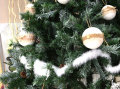 Božićno drvce sa češerima